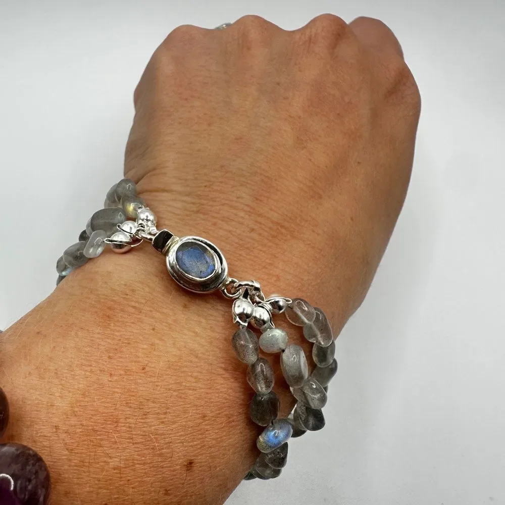 NWOT Labradorite and sterling silver, triple‎ stranded bracelet!